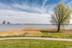 New for sale: J. Bosboomlaan 5, 1399 XG Muiderberg