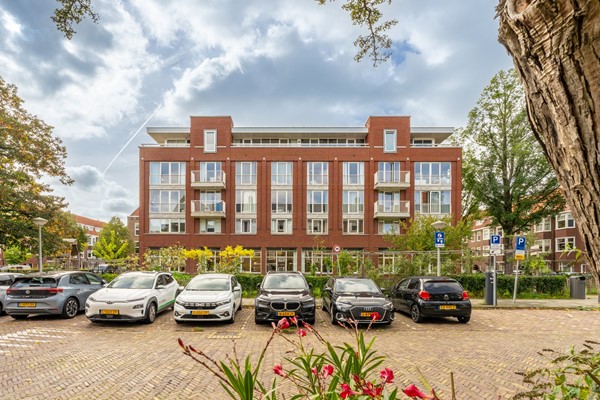 For sale: Woestduinstraat 18H, 1058 TE Amsterdam