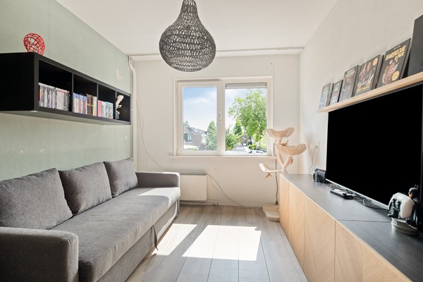 Medium property photo - Haydnplantsoen 76, 1323 EH Almere