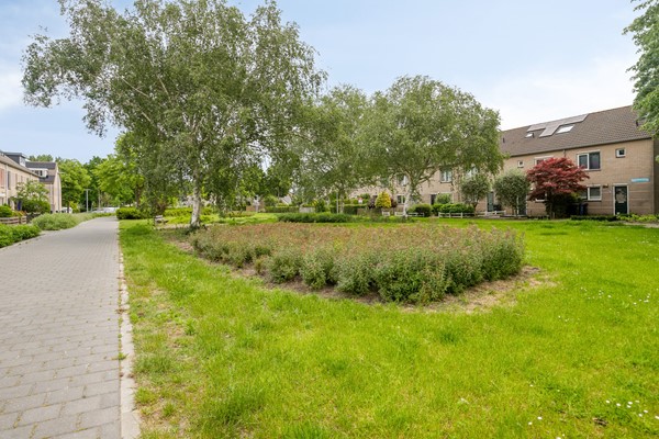 Medium property photo - Haydnplantsoen 76, 1323 EH Almere