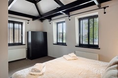 Onder bod: Dorpsstraat 31, 1399 GT Muiderberg