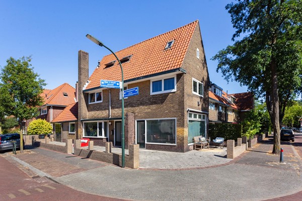 Medium property photo - S. Hoogewerffstraat 34, 1223 HW Hilversum