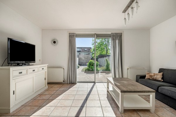 Medium property photo - Willem De Vlaminghstraat 51, 1335 PR Almere