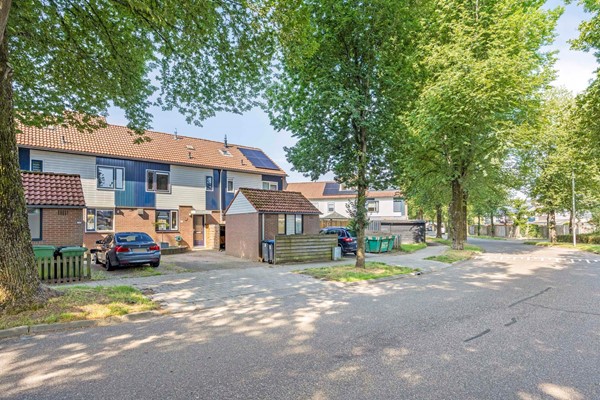 Onder bod: Tilburgweg 17, 6844 CV Arnhem