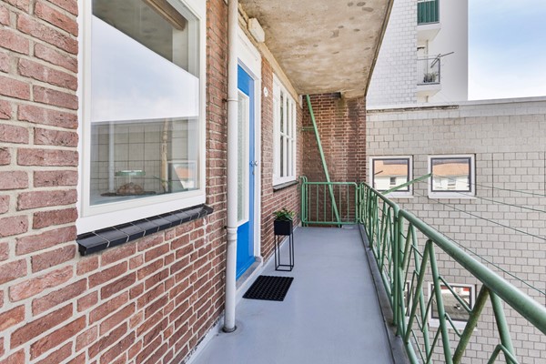 Medium property photo - Floresplein 50, 9715 HL Groningen