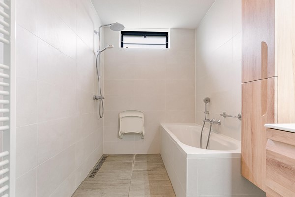 Medium property photo - Hunsingo 24, 8245 DA Lelystad