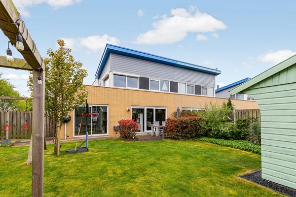 Medium property photo - Spakenburglaan 43, 8244 DW Lelystad
