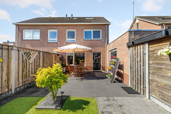 Medium property photo - Volendamstraat 19, 8244 DT Lelystad