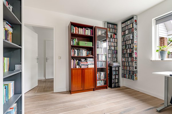 Medium property photo - Beukenhof 217, 8212 EK Lelystad