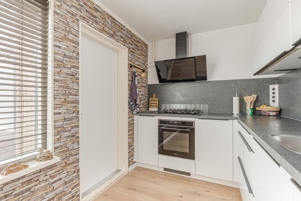 Medium property photo - Lemmerstraat 40, 8244 DK Lelystad