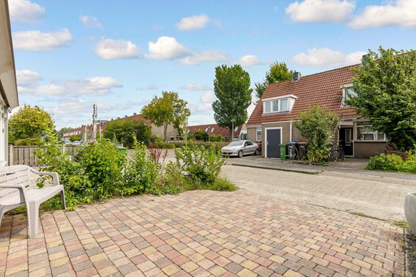Medium property photo - Lemmerstraat 40, 8244 DK Lelystad