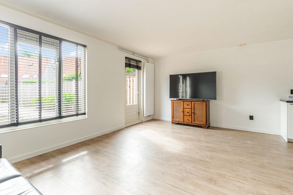 Medium property photo - Rhônestraat 225, 8226 ML Lelystad