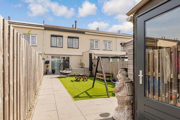 Medium property photo - Vijfherenlanden 34, 8245 BA Lelystad