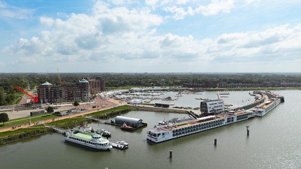 Medium property photo - Lelybaan 56, 8242 KB Lelystad