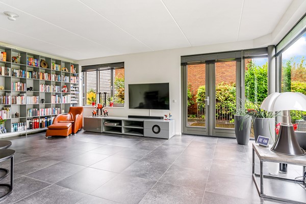 Medium property photo - Kopenhagenlaan 86, 8232 RE Lelystad