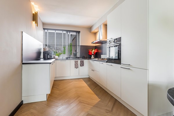 Onder bod: Punter 33 63, 8242EP Lelystad