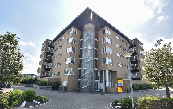 Medium property photo - Lemmerstraat 131, 8244 DJ Lelystad