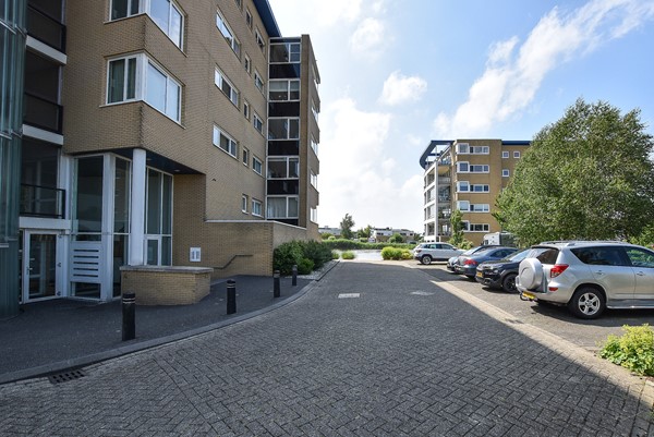 Medium property photo - Lemmerstraat 131, 8244 DJ Lelystad