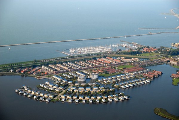 Medium property photo - Lemmerstraat 131, 8244 DJ Lelystad