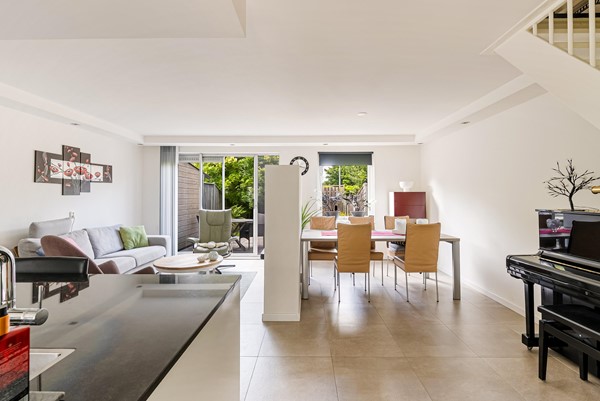 Medium property photo - Eikenstraat 11, 1326 AG Almere