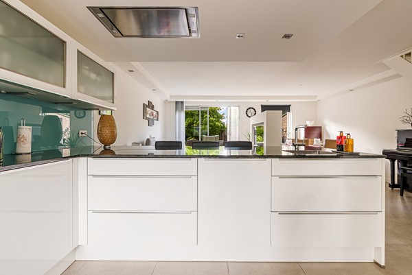 Medium property photo - Eikenstraat 11, 1326 AG Almere