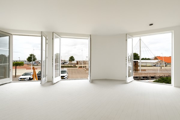 Medium property photo - Lelybaan 56, 8242 KB Lelystad