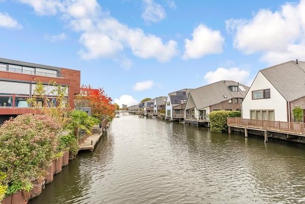 Medium property photo - Antillenweg 16, 1339 KE Almere