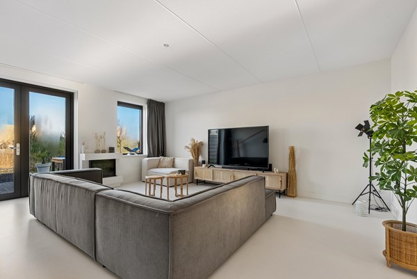 Medium property photo - Kamgras 29, 8245 HR Lelystad