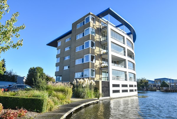 Medium property photo - Lemmerstraat 131, 8244 DJ Lelystad