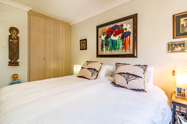 Medium property photo - Haarlem Street 5, 7130 Cape Town