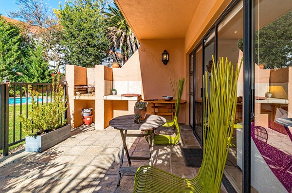 Medium property photo - Haarlem Street 5, 7130 Cape Town