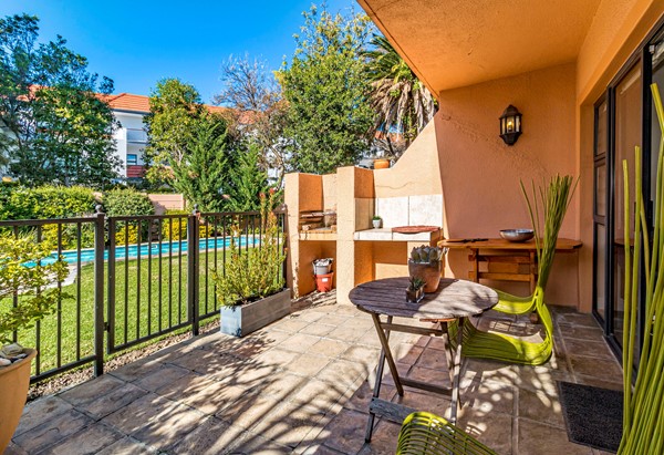 Medium property photo - Haarlem Street 5, 7130 Cape Town