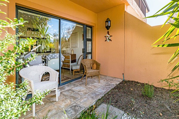 Medium property photo - Haarlem Street 5, 7130 Cape Town