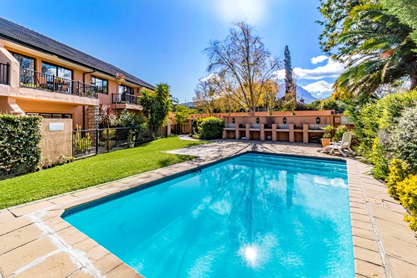 Medium property photo - Haarlem Street 5, 7130 Cape Town