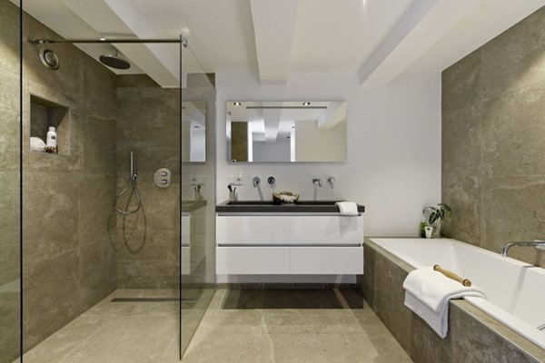 Medium property photo - Bloemgracht 129A3, 1016 KL Amsterdam