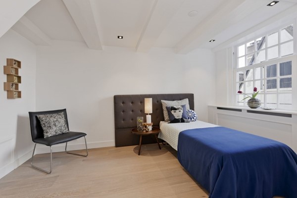 Medium property photo - Bloemgracht 129A3, 1016 KL Amsterdam