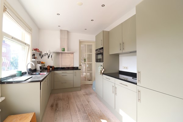 Medium property photo - De Kempenaerstraat 58-2, 1051 CR Amsterdam