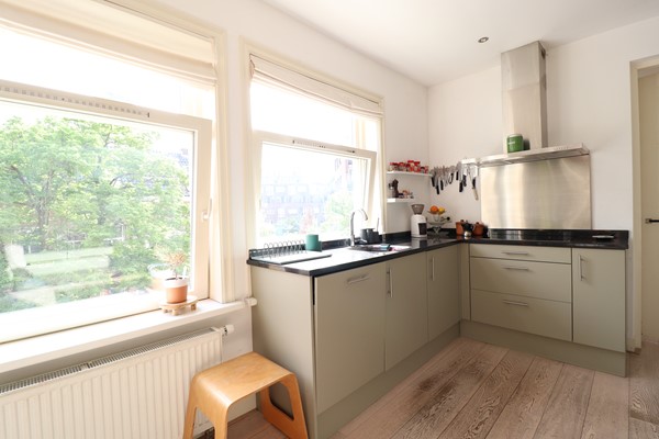 Medium property photo - De Kempenaerstraat 58-2, 1051 CR Amsterdam