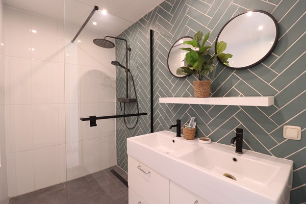 Medium property photo - De Kempenaerstraat 58-2, 1051 CR Amsterdam