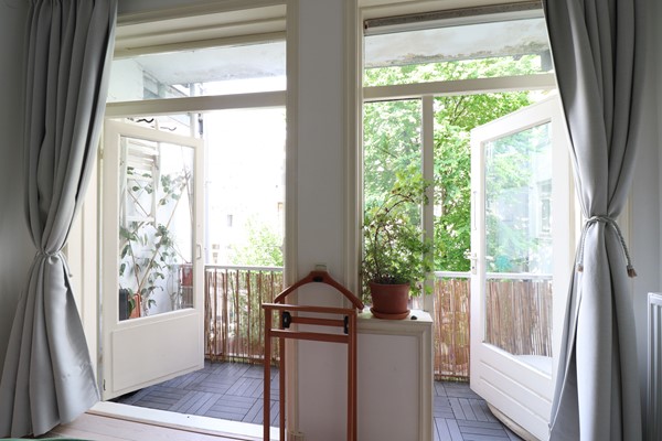 Medium property photo - De Kempenaerstraat 58-2, 1051 CR Amsterdam