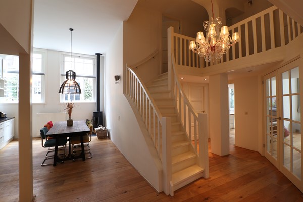 Medium property photo - Karthuizersdwarsstraat 24, 1015 KP Amsterdam