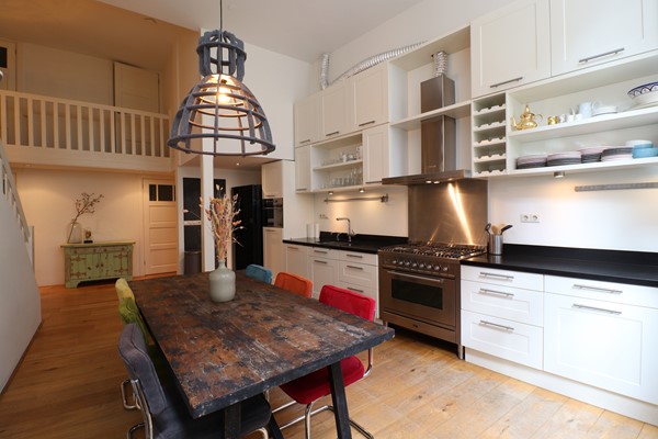 Medium property photo - Karthuizersdwarsstraat 24, 1015 KP Amsterdam