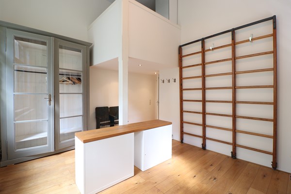 Medium property photo - Karthuizersdwarsstraat 24, 1015 KP Amsterdam