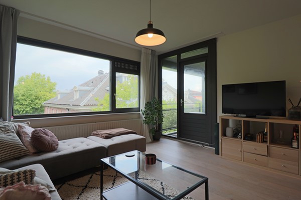 Medium property photo - Sarphatistraat 698, 1018 AV Amsterdam