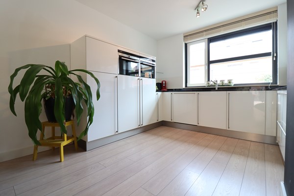 Medium property photo - Mgr.dr. H. Poelslaan 1B, 1187 BA Amstelveen