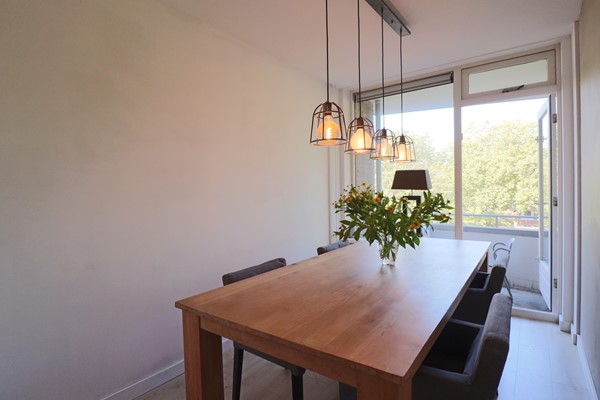 Medium property photo - Elisabeth Boddaertstraat 32-3, 1066 BD Amsterdam