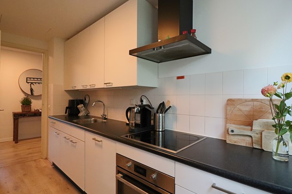 Medium property photo - Elisabeth Boddaertstraat 32-3, 1066 BD Amsterdam