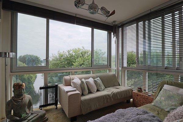Medium property photo - Oeverpad, 1068 PM Amsterdam