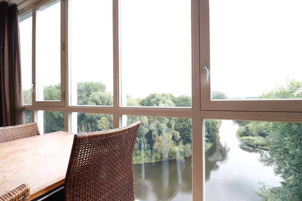 Medium property photo - Oeverpad, 1068 PM Amsterdam