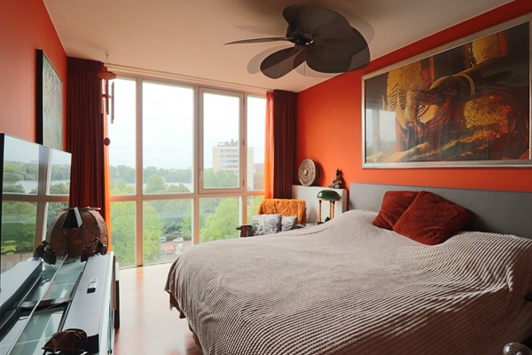 Medium property photo - Oeverpad, 1068 PM Amsterdam